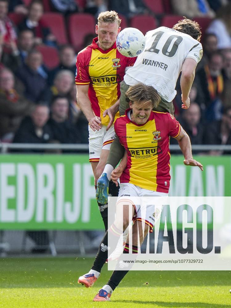 DEVENTER - (lr) Joris Kramer of Go Ahead Eagles, Melle Meulensteen of Go Ahead Eagles, Paul Wanner of PSV Eindhoven during the Dutch Eredivisie match between Go Ahead Eagles and PSV at De Adelaarshorst on 10 May 2026 in Deventer, the Netherlands. TOBIAS KLEUVER ANP Eredivisie 2025-2026 ANPxSportx IVx 557963322 originalFilename: 557963322