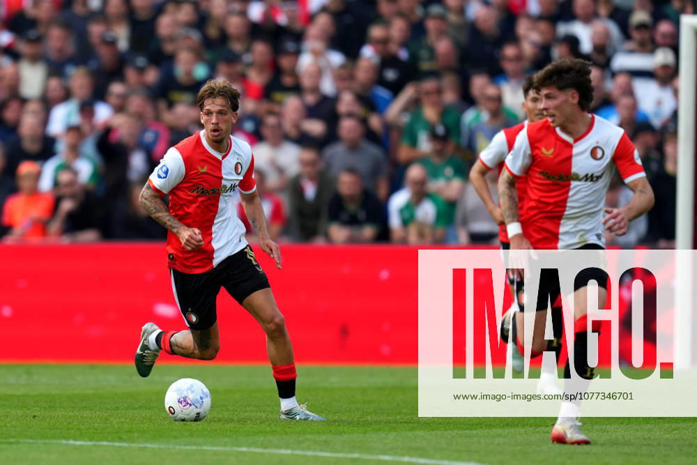 Eredivisie: Feyenoord Rotterdam v AZ Alkmaar Rotterdam - Luciano Valente of Feyenoord Rotterdam, Jordan Bos of Feyenoord Rotterdam during the 33rd competition round of the 2025 2026 Eredivisie season. The match is set between Feyenoord Rotterdam and AZ Alkmaar at De Kuip on 10 May 2026 in Rotterdam, The Netherlands.