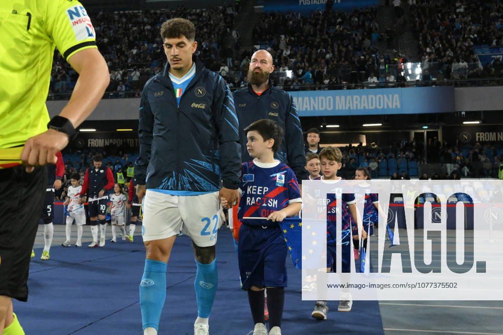 Napolis Giovanni Di Lorenzo during the Serie A soccer match between Napoli and Bologna at the Diego Armando Maradona Stadium in Naples, southern italy - Monday , May 11, 2026. - Soccer .