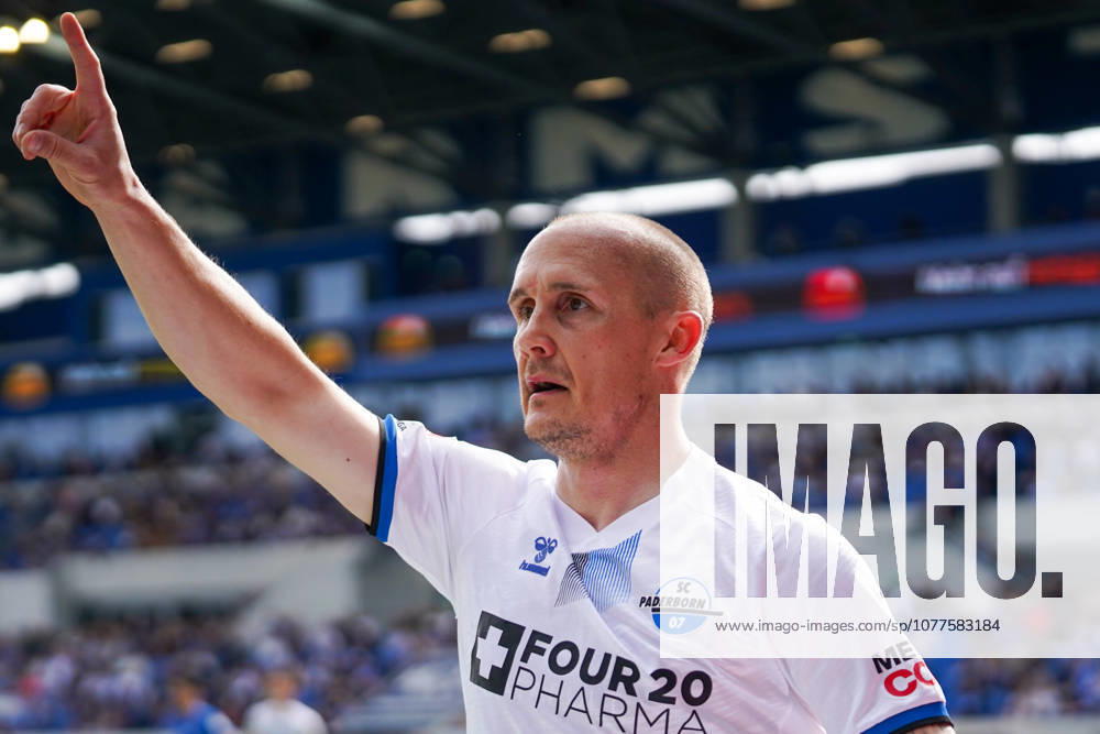 Deutschland: Fußball 2. Liga 2025 2026, 34. Spieltag - SV Darmstadt 98 vs SC Paderborn 07 Merck-Stadion am Böllenfalltor (Darmstadt): Sven Michel (SCP, 11) Tor und Torjubel zum 0:2 für SC Paderborn 07