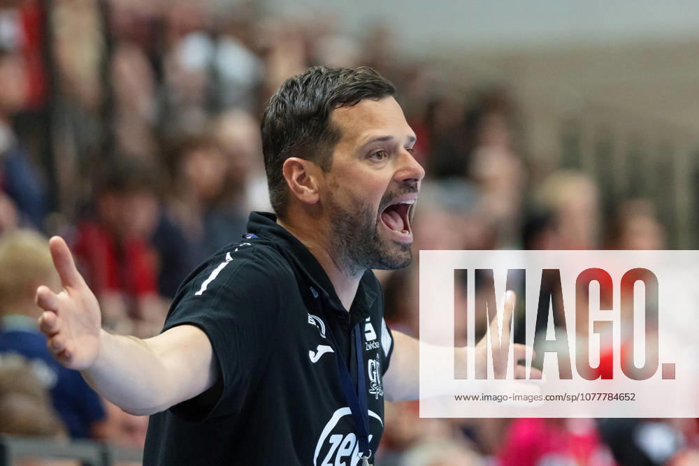 Trainer Norman Rentsch (Zwickau), SV Union Halle-Neustadt vs. BSV Sachsen Zwickau, Handball Bundesliga Frauen, Play-Offs 5-11 Spieltag 6, Saison 2025 26, 23.05.2026 Halle SWH Arena Sachsen-Anhalt Deutschland