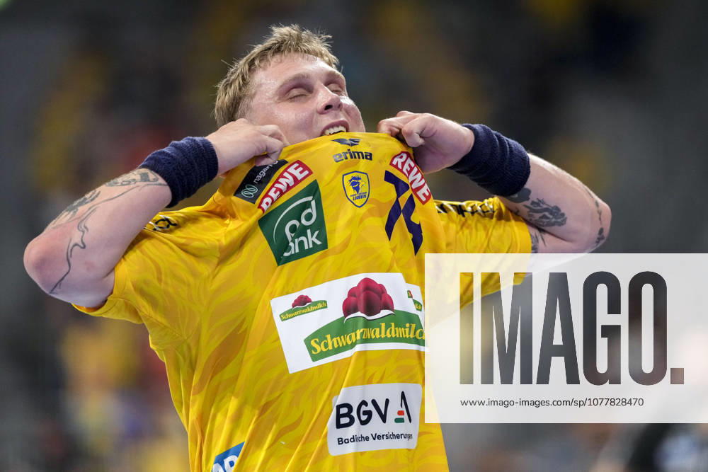 Edwin Aspenbäck (RNL, 78), Spieler der Rhein-Neckar-Löwen, Einzelbild, Einzelfoto, Aktion, Action, enttäuscht schauend, Enttäuschung, Frustration, disappointed, pessimistisch, 24.05.2026, Mannheim (Deutschland), Handball, Bundesliga, Rhein-Neckar Löwen - SC Magdeburg