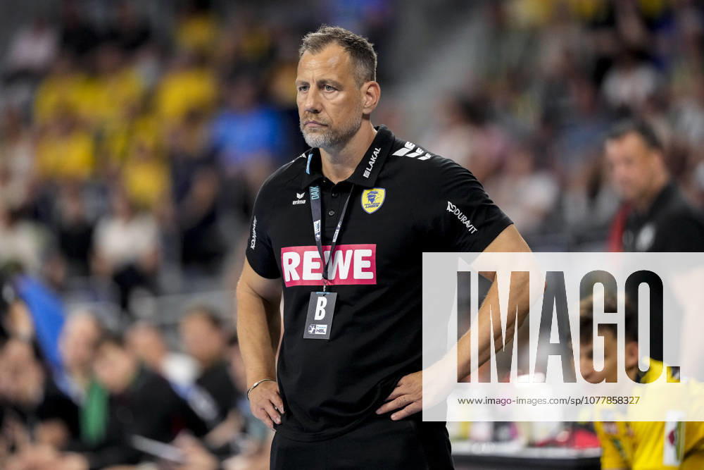 Maik Machulla (Trainer, Cheftrainer, RNL), Einzelbild, Einzelfoto, Aktion, Action, enttäuscht schauend, Enttäuschung, Frustration, disappointed, pessimistisch, 24.05.2026, Mannheim (Deutschland), Handball, Bundesliga, Rhein-Neckar Löwen - SC Magdeburg