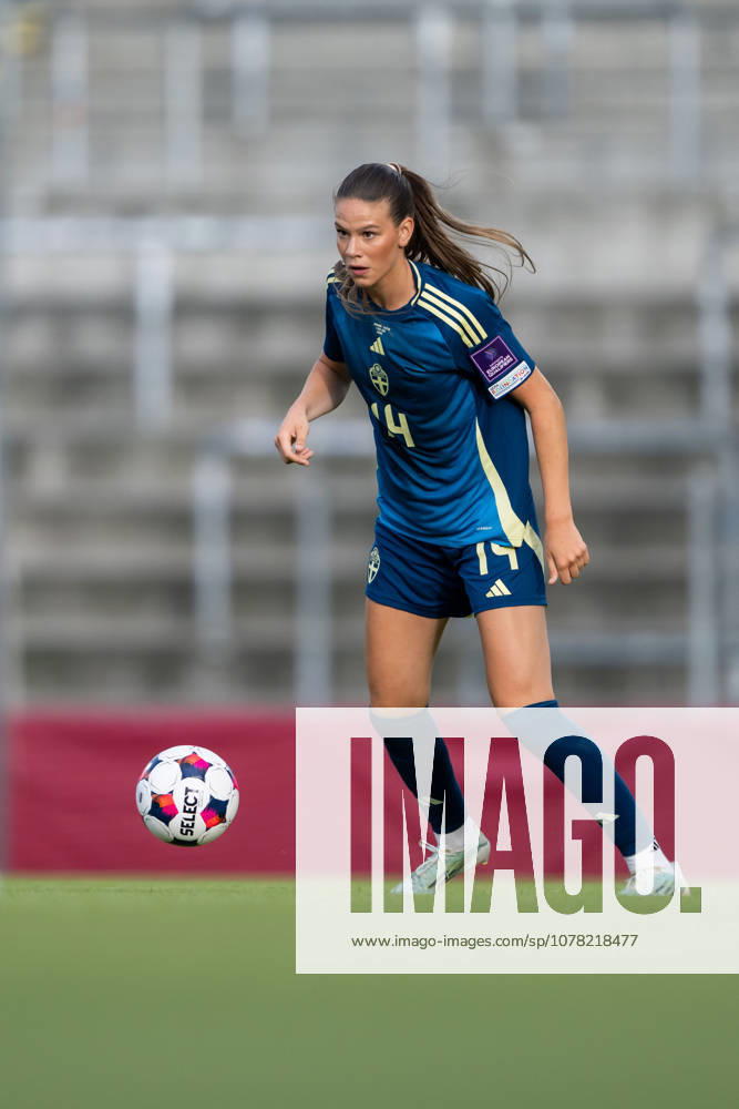 Bella Andersson of Sweden during the FIFA Womens World Cup Qualifier football match between Denmark and Sweden on June 5, 2026 in Odense. Photo: Ludvig Thunman BILDBYRAN kod LT LT0798 fotboll football soccer fotball vm-kval kval fifa womens world cup qualifier qualifier danmark sverige sweden denmark dam bbeng