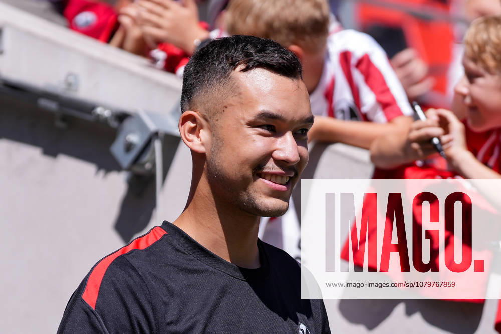 Mio Backhaus (SC Freiburg) , Deutschland, Fussball, 1. Bundesliga, 2026 2027, SC Freiburg, Öffentliches Training, 12.07.2026, Europa-Park Stadion, Freiburg Freiburg Europa-Park Stadion Baden-Württemberg Deutschland
