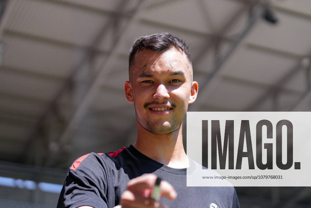 Mio Backhaus (SC Freiburg) , Deutschland, Fussball, 1. Bundesliga, 2026 2027, SC Freiburg, Öffentliches Training, 12.07.2026, Europa-Park Stadion, Freiburg Freiburg Europa-Park Stadion Baden-Württemberg Deutschland