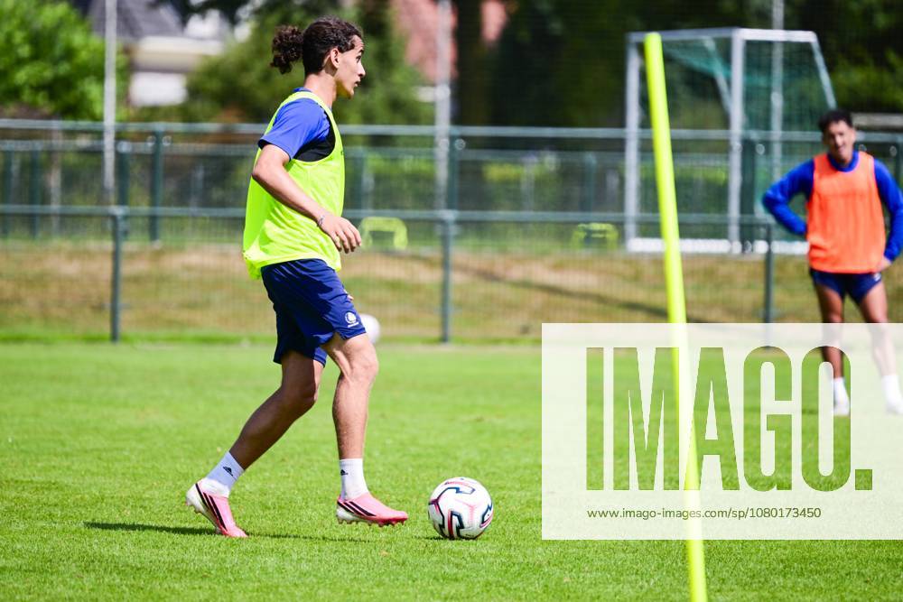 Gent s Mohammed El Adfaoui pictured in action during the summer training camp of Belgian first division soccer team KAA Gent in De Lutte, Losser, the Netherlands on Friday 17 July 2026, to prepare for the upcoming 2026-2027 season. TOM GOYVAERTS TomxGoyvaerts x181329234x