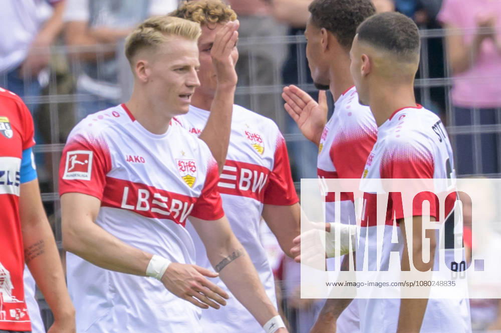 Im Bild v.l.: Tor, Treffer, Jubel, Torjubel, Freude, Begeisterung, feiert, nach 0:3 durch Chris Fuehrich ( 10, VFB Stuttgart), GER, Balingen Fussball, Testspiel, TSG Balingen vs VfB Stuttgart in der Bizerba Arena Balingen, 19.07.2026, DFB DFL REGULATIONS PROHIBIT ANY USE OF PHOTOGRAPHS AS IMAGE SEQUENCES AND OR QUASI-VIDEO,