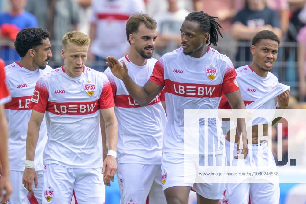 Im Bild v.l.: Tor, Treffer, Jubel, Torjubel, Freude, Begeisterung, feiert, nach 0:3 durch Chris Fuehrich ( 10, VFB Stuttgart), GER, Balingen Fussball, Testspiel, TSG Balingen vs VfB Stuttgart in der Bizerba Arena Balingen, 19.07.2026, DFB DFL REGULATIONS PROHIBIT ANY USE OF PHOTOGRAPHS AS IMAGE SEQUENCES AND OR QUASI-VIDEO,