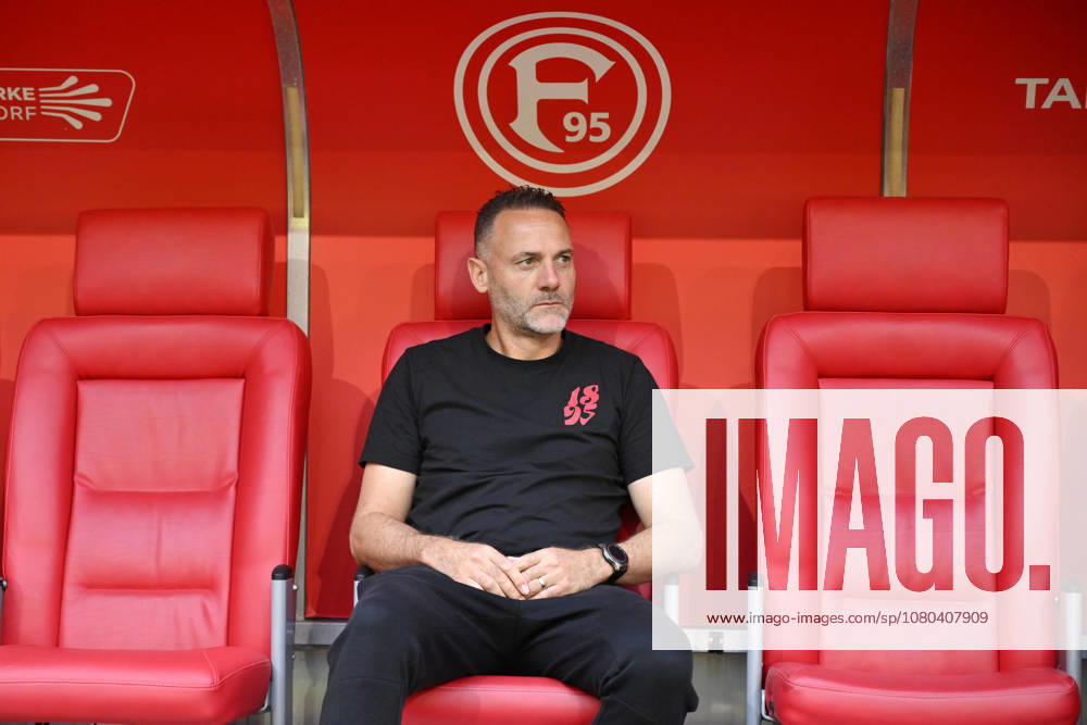 Trainer Alexander Ende (Fortuna Duesseldorf) 25.07.2026, Fussball, Saison 2026 2027, Testspiel, Fortuna Düsseldorf - Borussia Dortmund 2:1 Duesseldorf Nordrhein Westfalen Deutschland