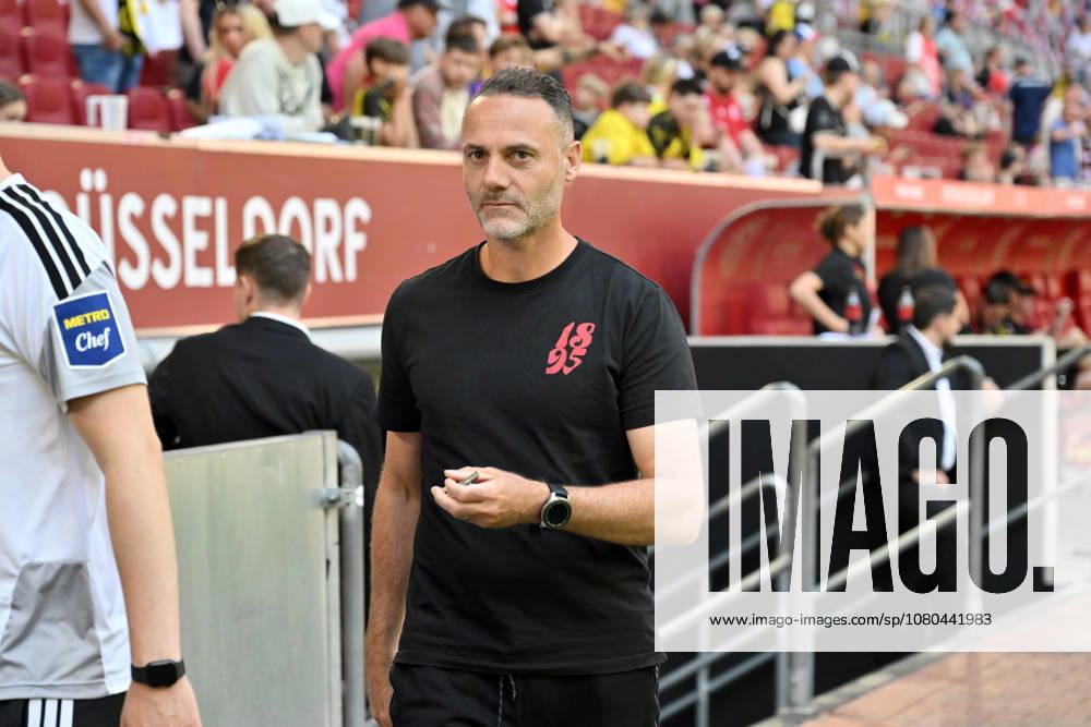 Trainer Alexander Ende (Fortuna Duesseldorf) 25.07.2026, Fussball, Saison 2026 2027, Testspiel, Fortuna Düsseldorf - Borussia Dortmund 2:1 Duesseldorf Nordrhein Westfalen Deutschland