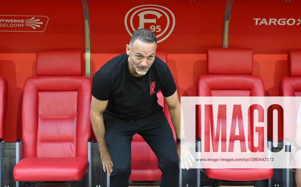Trainer Alexander Ende (Fortuna Duesseldorf) 25.07.2026, Fussball, Saison 2026 2027, Testspiel, Fortuna Düsseldorf - Borussia Dortmund 2:1 Duesseldorf Nordrhein Westfalen Deutschland
