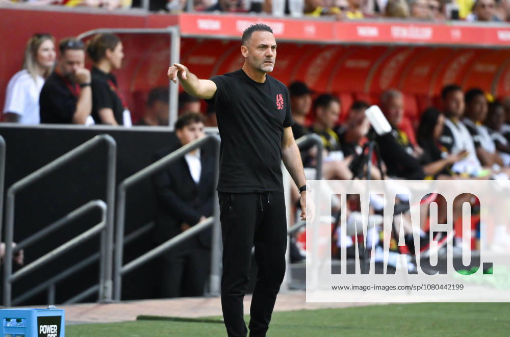 Trainer Alexander Ende (Fortuna Duesseldorf) 25.07.2026, Fussball, Saison 2026 2027, Testspiel, Fortuna Düsseldorf - Borussia Dortmund 2:1 Duesseldorf Nordrhein Westfalen Deutschland