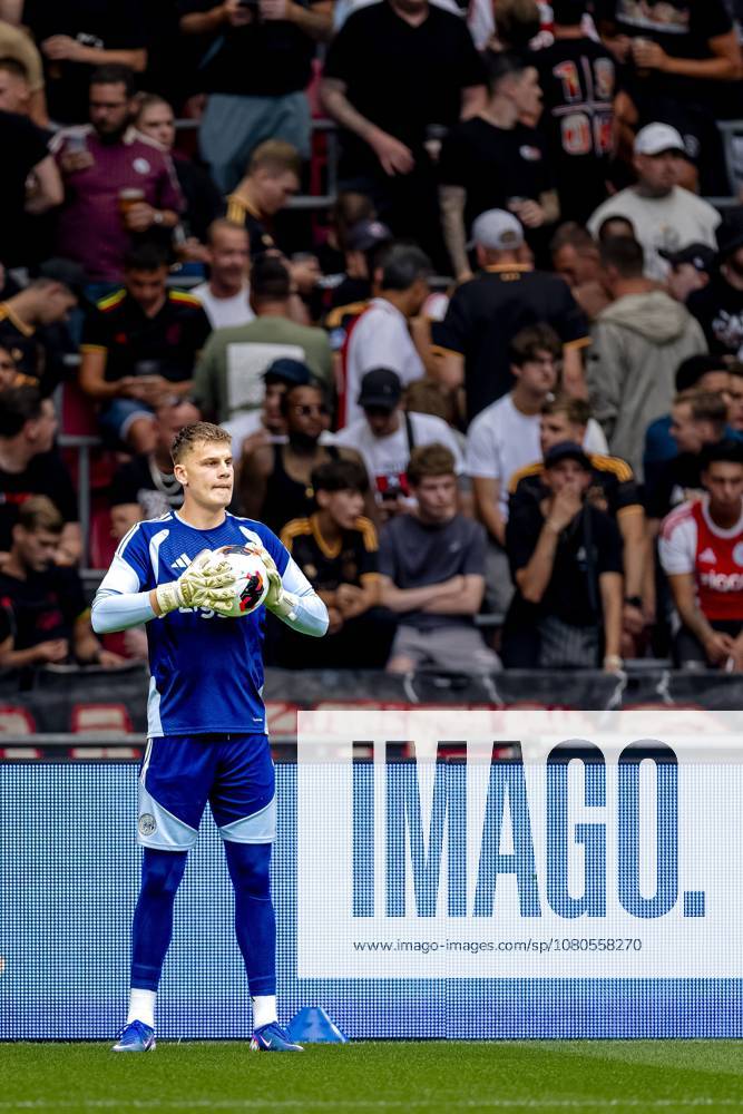 AMSTERDAM - AFC Ajax Amsterdam goalkeeper Maarten Paes during the Conference League match between AFC Ajax and FK Vojvodina at the Johan Cruijff ArenA on July 30, 2026 in Amsterdam, the Netherlands. (Photo by DeFodi Images) -