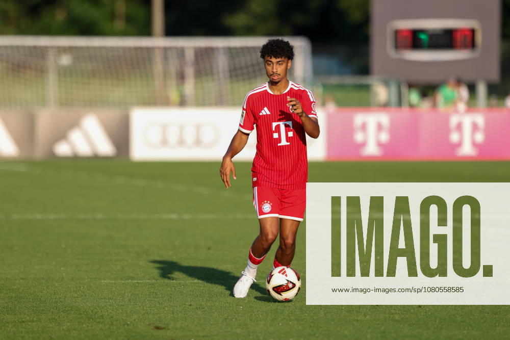 Nathaniel Brown (FC Bayern Muenchen, 11), GER, FC Rottach-Egern vs. FC Bayern Muenchen, Fussball, Testspiel, Saison 2026 2027, 30.07.2026, GER, FC Rottach-Egern vs. FC Bayern Muenchen, Fussball, Testspiel, Saison 2026 2027, 30.07.2026 Rottach-Egern