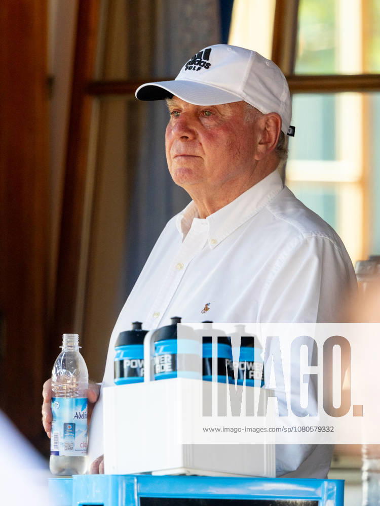Uli HOENESS (HOENEß), Ex Fussbalspieler, Manager und FC-Bayern Praesident. Fussball, Rottach-Egern - FC Bayern 0:15. Fußball, FC Rottach-Egern - FC Bayern München, Testspiel, Vorbereitungsspiel zur Saison 2026-2027, am 30.07.2026 in Rottach-Egern, S P O R T P L A T Z, Deutschland. Quelle Copyright Credit : Oryk HAIST
