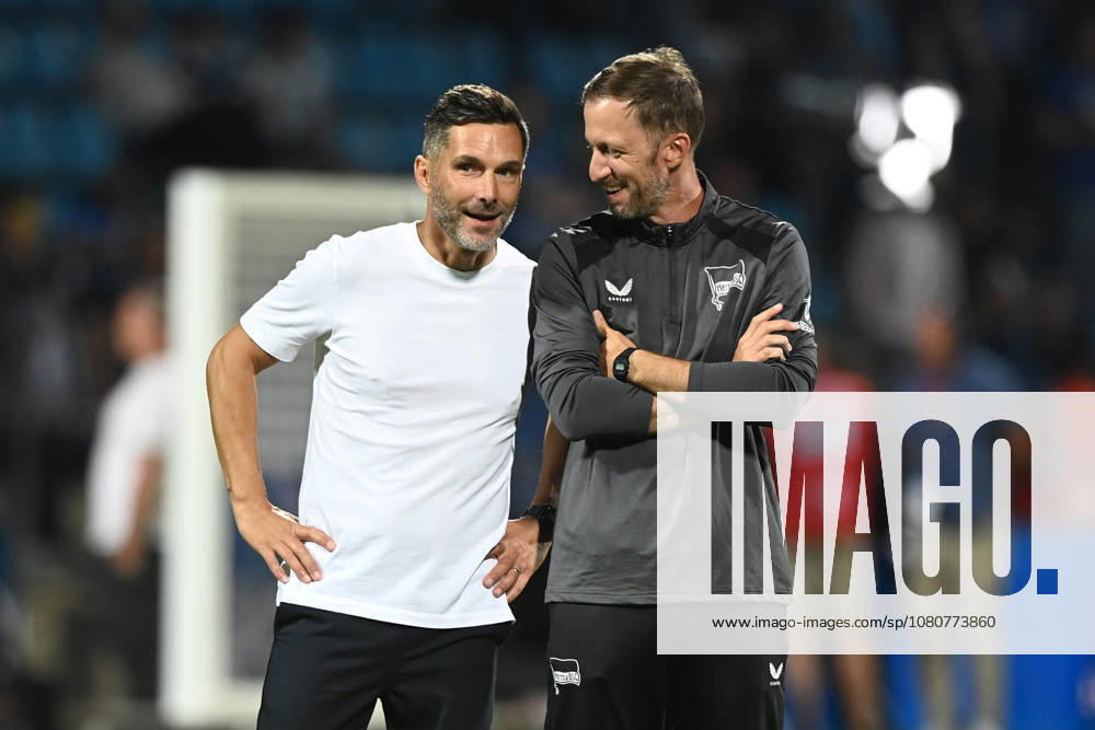 Schlussjubel, Jubel, jubeln, Freude, cheers, Trainer Stefan LEITL (B) und Co-Trainer Andreas SCHUMACHER (B) Fussball 2. Bundesliga, 1. Spieltag, VfL Bochum (BO) - Hertha BSC Berlin (B) 0-1 am 07.08.2026 im Vonovia Ruhrstadion Bochum Deutschland. DFL regulations prohibit any use of photographs as image sequences and or quasi-video Â