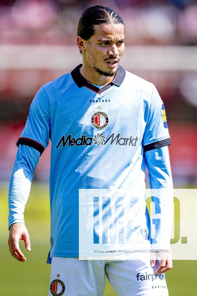 ROTTERDAM - SC Feyenoord Rotterdam forward Anis Hadj Moussa during the Vriendenloterij Eredivisie match between Sparta and Feyenoord at Stadion Het Kasteel on August 9, 2026 in Rotterdam, the Netherlands. (Photo by DeFodi Images) -
