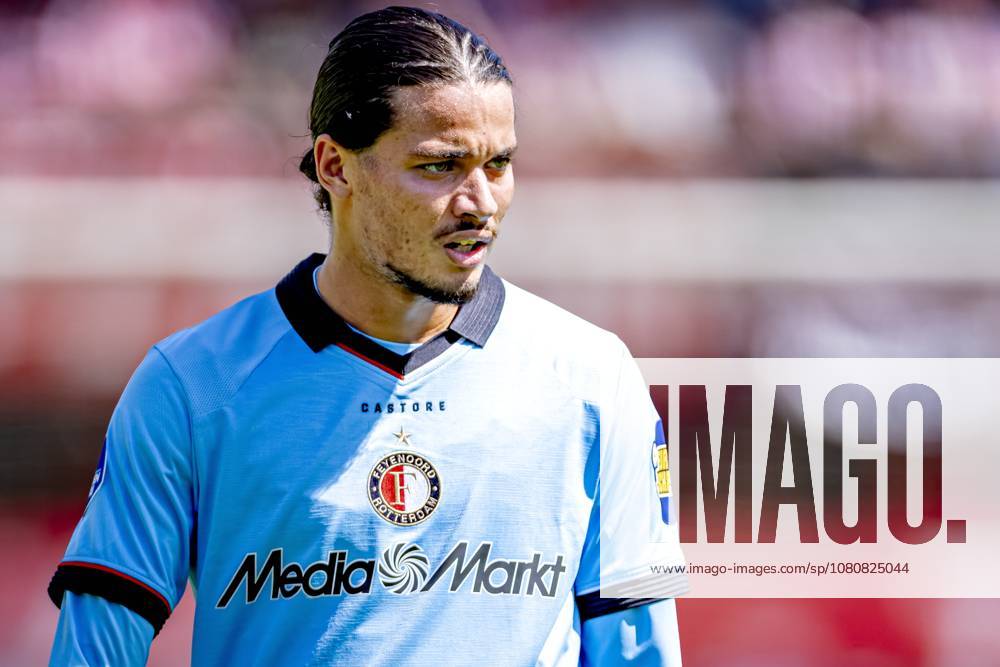 ROTTERDAM - SC Feyenoord Rotterdam forward Anis Hadj Moussa during the Vriendenloterij Eredivisie match between Sparta and Feyenoord at Stadion Het Kasteel on August 9, 2026 in Rotterdam, the Netherlands. (Photo by DeFodi Images) -