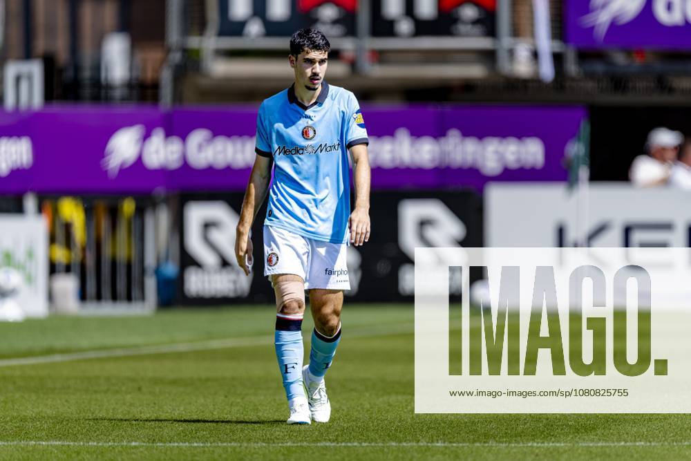 ROTTERDAM - SC Feyenoord Rotterdam forward Shaqueel van Persie during the Vriendenloterij Eredivisie match between Sparta and Feyenoord at Stadion Het Kasteel on August 9, 2026 in Rotterdam, the Netherlands. (Photo by DeFodi Images) -