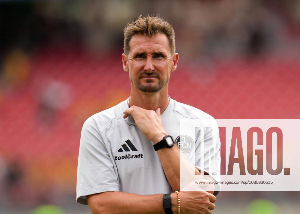 Miroslav Klose (1. FC Nuernberg, Cheftrainer) nach dem Spiel. GER, 1. FC Nürnberg vs SG Dynamo Dresden, 2. Bundesliga, 1. Spieltag, Saison 2026-27, Max-Morlock-Stadion, Nürnberg, 09.08.2026 DFL REGULATIONS PROHIBIT ANY USE OF PHOTOGRAPHS AS IMAGE SEQUENCES AND OR QUASI-VIDEO Foto: HMB Media Scott W. Coleman Nürnberg Max-Morlock-Stadion Bayern GER