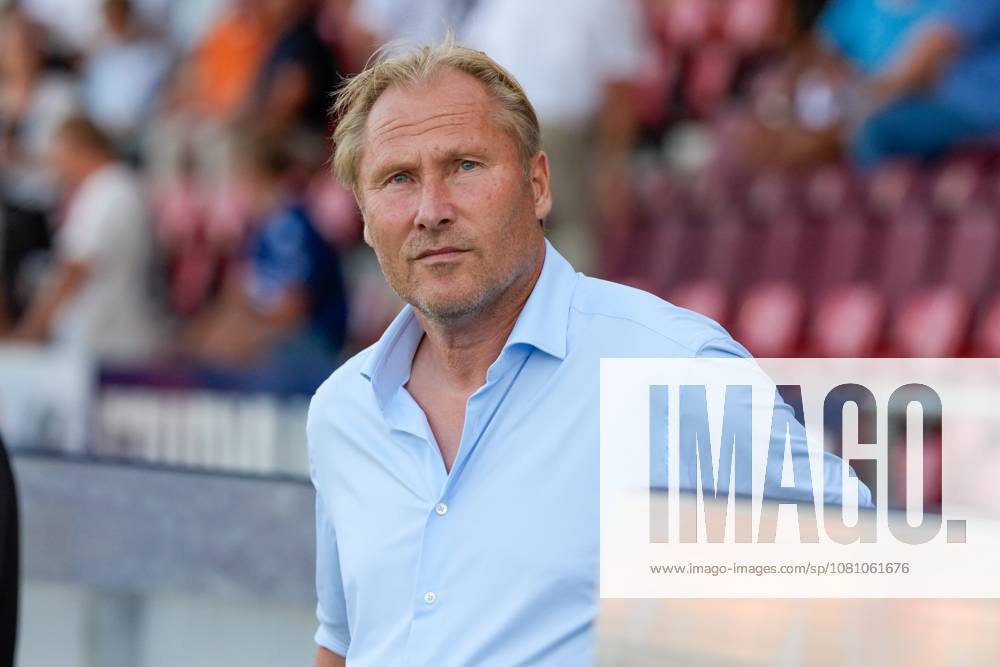 , BUKO Stadion , season 2026 2027 , Dutch Eredivisie football , match between Telstar and Sparta Rotterdam , Picture shows Technical director of Telstar Peter Hofstede Telstar - Sparta x205709333x
