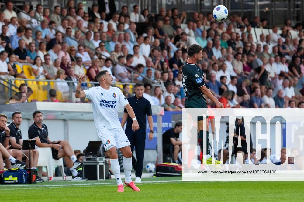 , BUKO Stadion , season 2026 2027 , Dutch Eredivisie football , match between Telstar and Sparta Rotterdam , Picture shows Telstar player Rui Mendes, Sparta Rotterdam player Bas Kuipers Telstar - Sparta x205710260x