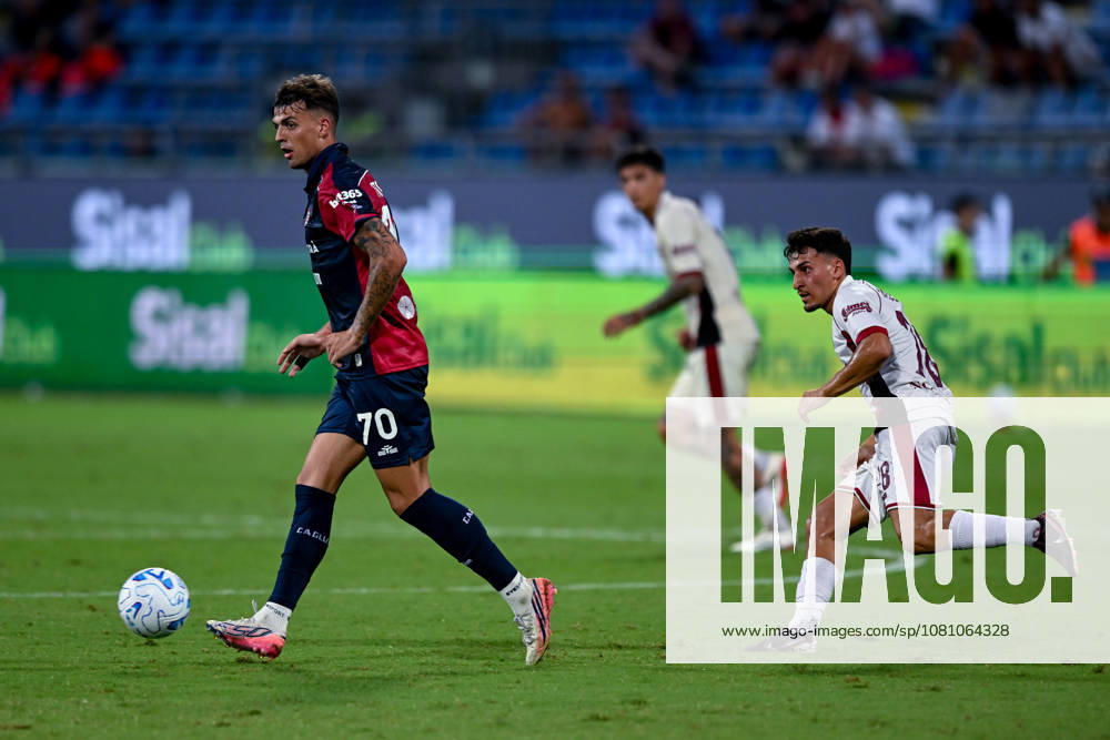 Cagliari s Daniel Maldini in action during the Coppa Italia Frecciarossa soccer match between Cagliari Calcio and Arezzo at the Unipol Domus in Cagliari, Sardinia - Friday 14th august 2026. - Soccer