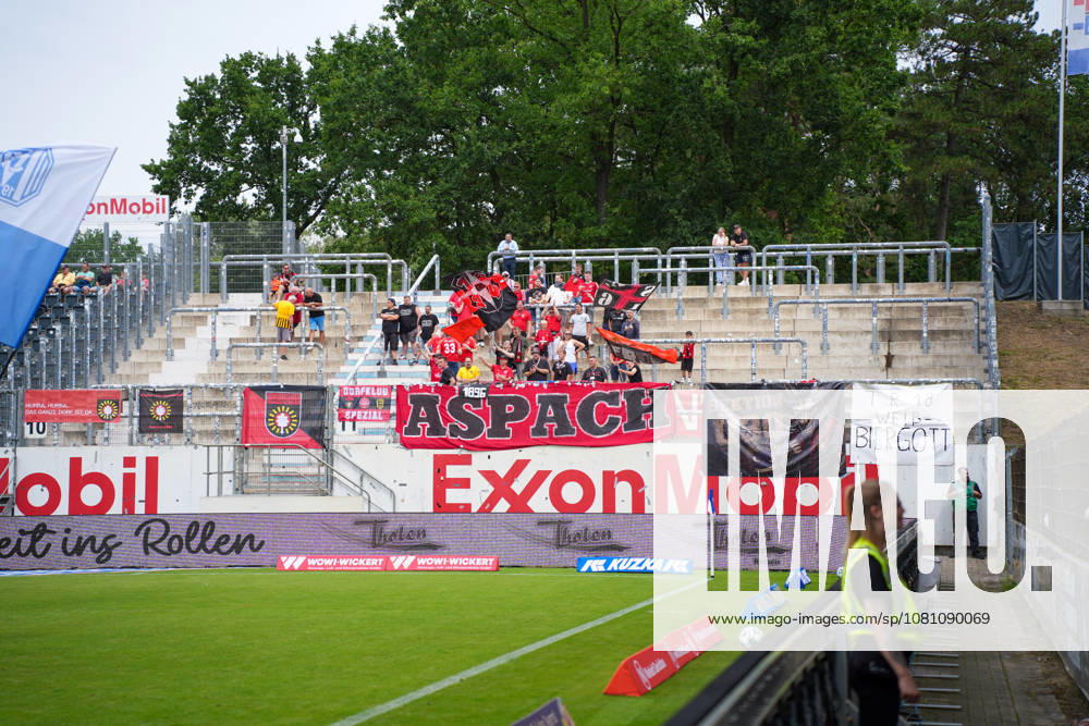 Deutschland: Fussball, 3. Liga, 2. Spieltag, Hänsch-Arena, SV Meppem vs. SG Sonnenhof-Großaspach: Aspach-Fans