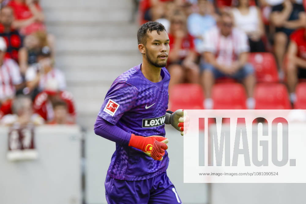 Mio Backhaus (SC Freiburg, 01) , Deutschland, Fussball, Testspiel, 2026 2027, SC Freiburg vs. Crystal Palace, 15.08.2026, Freiburg im Breisgau Europa-Park Stadion Deutschland