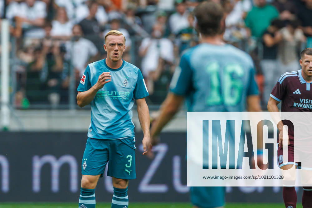 Isac Lidberg (Borussia Moenchengladbach) looks on during the pre-season friendly match between Borussia Moenchengladbach and Aston Villa at ista-Borussia-Park on August 15, 2026 in Moenchengladbach, Germany. (Photo by Mario Hommes DeFodi Images) -