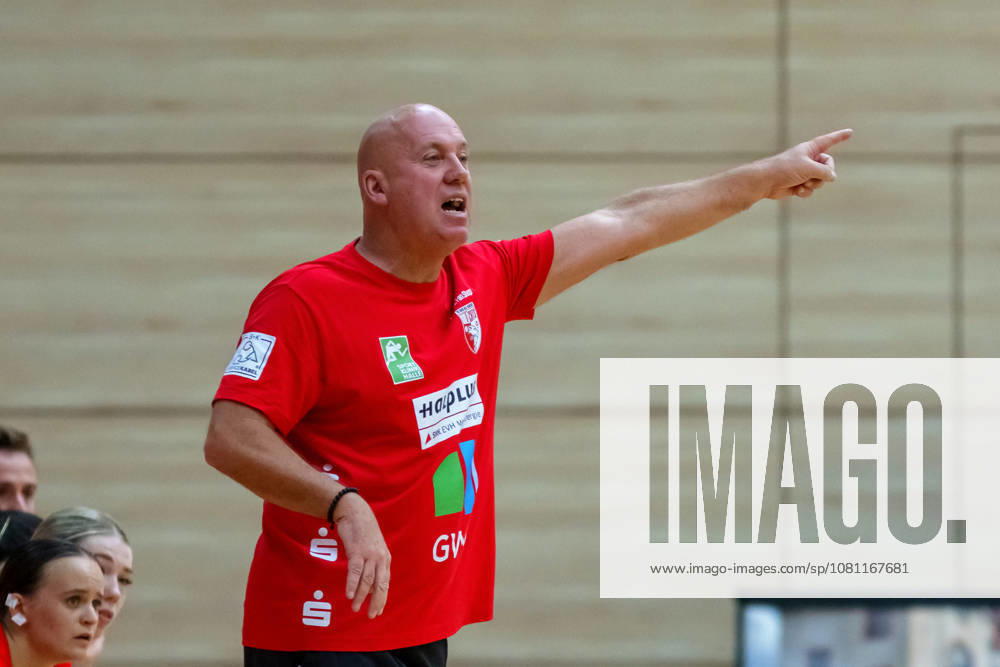 Trainer Pether Krautmeyer (Halle), SV Union Halle-Neustadt vs. Hazena Kynzvart (Tschechien), Handball Bundesliga Frauen, Testspiel, Saison 2026 27, 16.08.2026 Halle SWH Arena Sachsen-Anhalt Deutschland