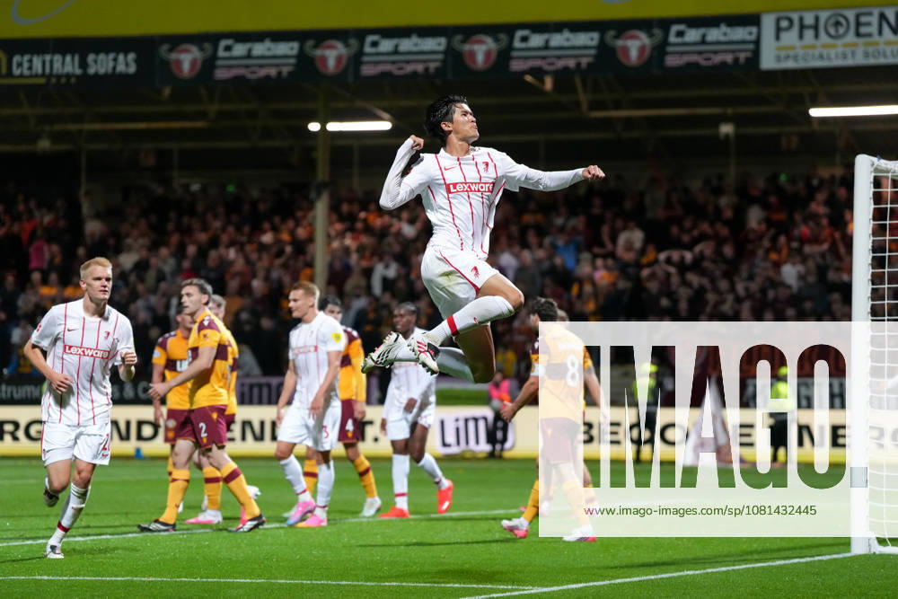 Keisuke Goto (SC Freiburg, 42) Torjubel, Emotionen, Torschuss, Abschluss, Torerfolg, Tor, Treffer , Schottland, Fussball, UEFA Conference League, Play-offs, Hinspiel, 2026 2027, Motherwell FC vs. SC Freiburg, 20.08.2026, Fir Park Stadium, Motherwell Motherwell Fir Park Stadium North Lanarkshire Schottland