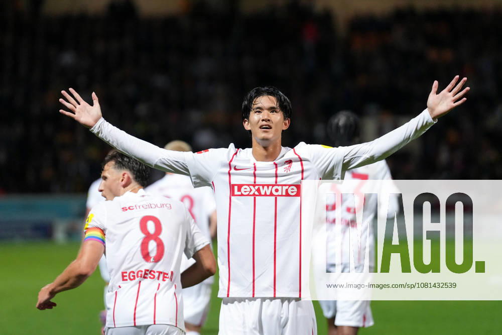 Keisuke Goto (SC Freiburg, 42) Torjubel, Emotionen, Torschuss, Abschluss, Torerfolg, Tor, Treffer , Schottland, Fussball, UEFA Conference League, Play-offs, Hinspiel, 2026 2027, Motherwell FC vs. SC Freiburg, 20.08.2026, Fir Park Stadium, Motherwell Motherwell Fir Park Stadium North Lanarkshire Schottland