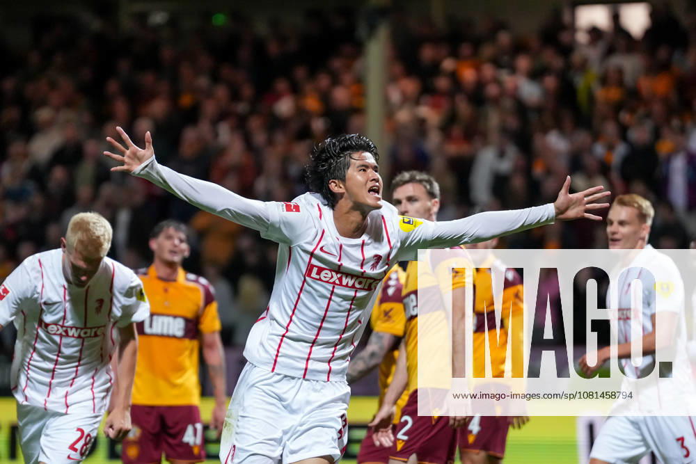 Keisuke Goto (SC Freiburg, 42) Torjubel, Emotionen, Torschuss, Abschluss, Torerfolg, Tor, Treffer , Schottland, Fussball, UEFA Conference League, Play-offs, Hinspiel, 2026 2027, Motherwell FC vs. SC Freiburg, 20.08.2026, Fir Park Stadium, Motherwell Motherwell Fir Park Stadium North Lanarkshire Schottland