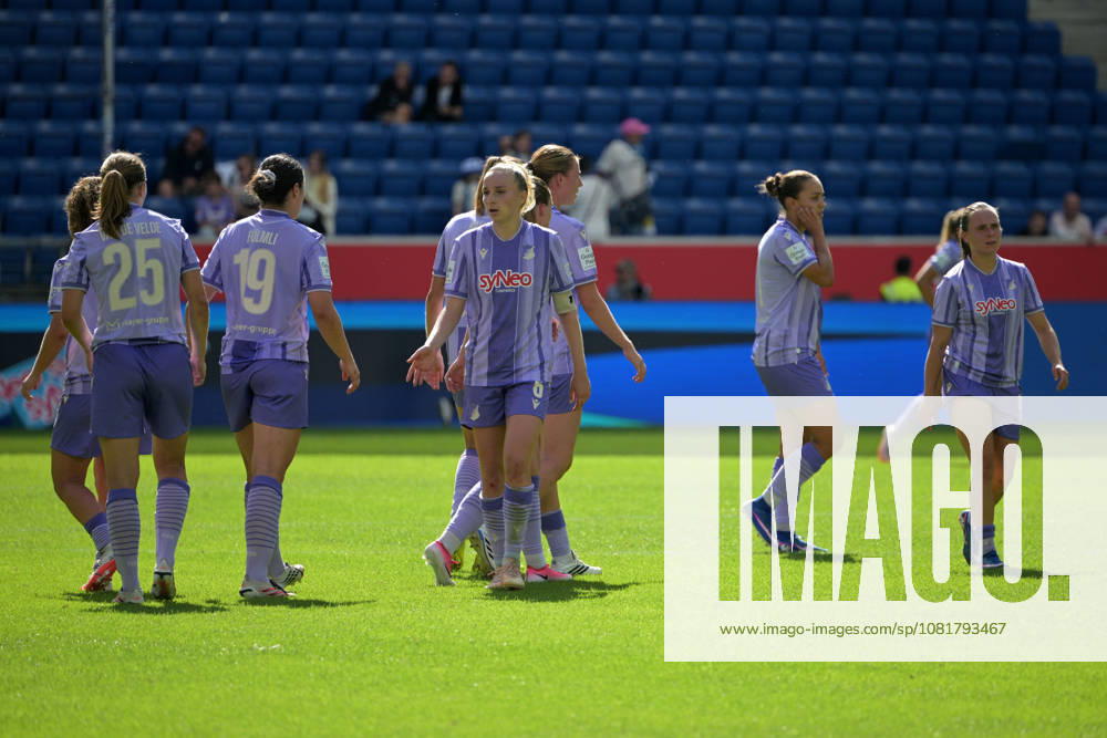 Enttaeuscht enttaeuschung bei den Spielerinnen der TSG 1899 Hoffenheim nach der Niederlage gegen den VfB Stuttgart GER, TSG 1899 Hoffenheim vs. VFB Stuttgart , Google Pixel Frauen-Bundesliga, 1.Spieltag, Saison 2026 2027, 23.08.2026 DFB DFL regulations prohibit any use of photographs as image sequences and or quasi-video GER, TSG 1899 Hoffenheim vs. VFB Stuttgart , Google Pixel Frauen-Bundesliga, 1.Spieltag, Saison 2026 2027, 23.08.2026 Sinsheim