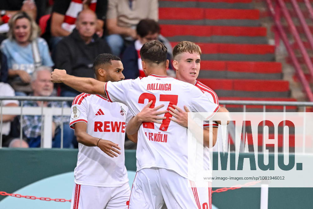Isak Johannesson (1.FC Koeln) Torjubel, jubelt mit seiner Mannschaft nach treffer zum 1:2 waehrend des DFB-Pokal 1 Runde Spiels zwichen Wuerzburger Kickers v 1.FC Koeln, AKON ARENA am 24. August 2026 in Wuerzburg, Deutschland. (Foto von Harry Langer DeFodi Images) +++ Isak Johannesson (1.FC Koeln) celebrates after scoring his team s second goal with teammates during the DFB-Pokal 1 Runde match between Wuerzburger Kickers v 1.FC Koeln at AKON ARENA on August 24, 2026 in Wuerzburg, Germany. (Photo by Harry Langer DeFodi Images) (Photo by Harry Langer DeFodi Images) DFB DFL REGULATIONS PROHIBIT ANY USE OF PHOTOGRAPHS AS IMAGE SEQUENCES AND OR QUASI-VIDEO. -
