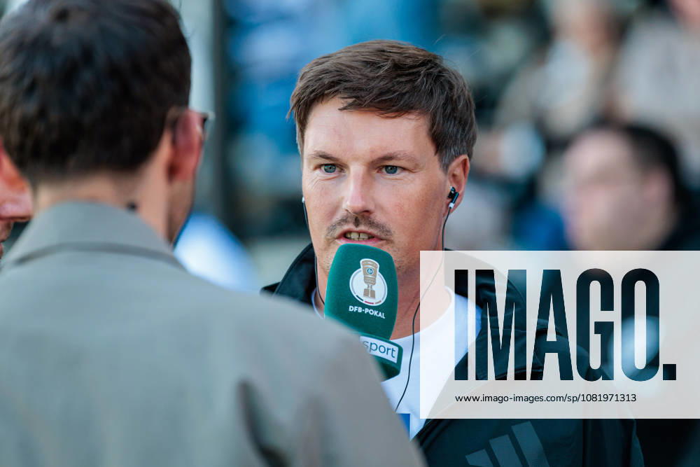 Merlin Polzin (Hamburger SV, Trainer) im Interview bei sky GER, SC Verl vs. Hamburger SV, Fussball, DFB-Pokal, 1. Runde, Spielzeit 2026 2027, 24.08.2026 DFL Regulations prohibit any use of photographers as image sequences and or quasi-video. GER, SC Verl vs. Hamburger SV, Fussball, DFB-Pokal, 1. Runde, Spielzeit 2026 2027, 24.08.2026 Verl