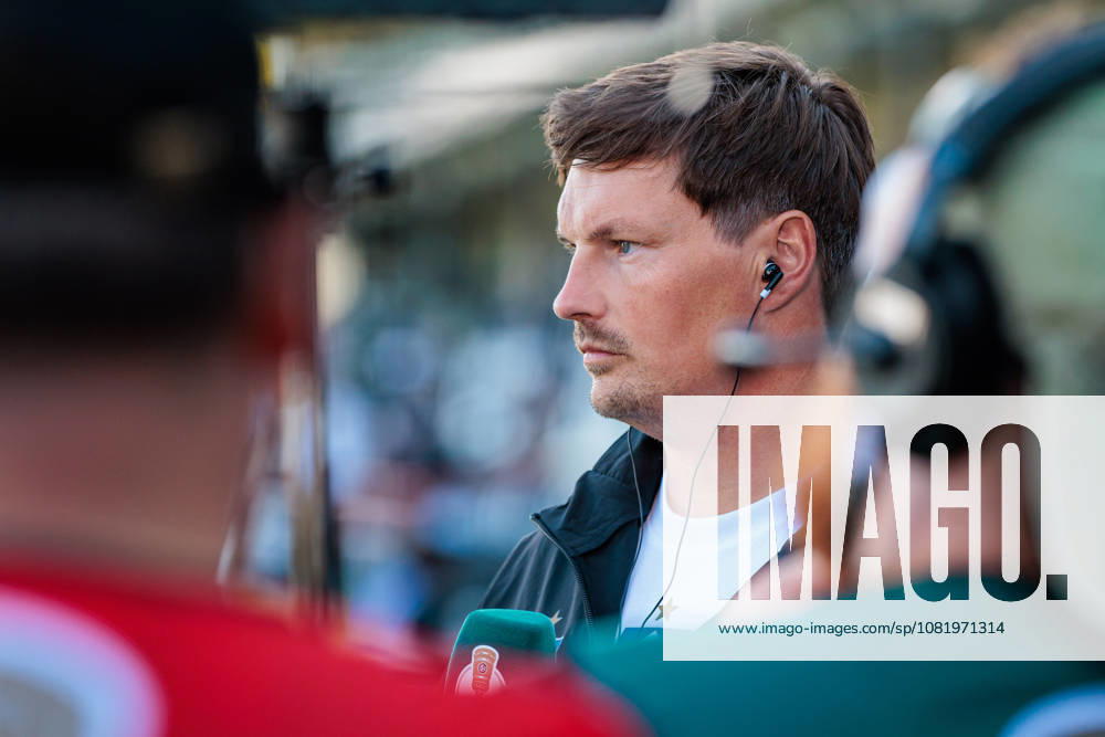 Merlin Polzin (Hamburger SV, Trainer) im Interview bei sky GER, SC Verl vs. Hamburger SV, Fussball, DFB-Pokal, 1. Runde, Spielzeit 2026 2027, 24.08.2026 DFL Regulations prohibit any use of photographers as image sequences and or quasi-video. GER, SC Verl vs. Hamburger SV, Fussball, DFB-Pokal, 1. Runde, Spielzeit 2026 2027, 24.08.2026 Verl