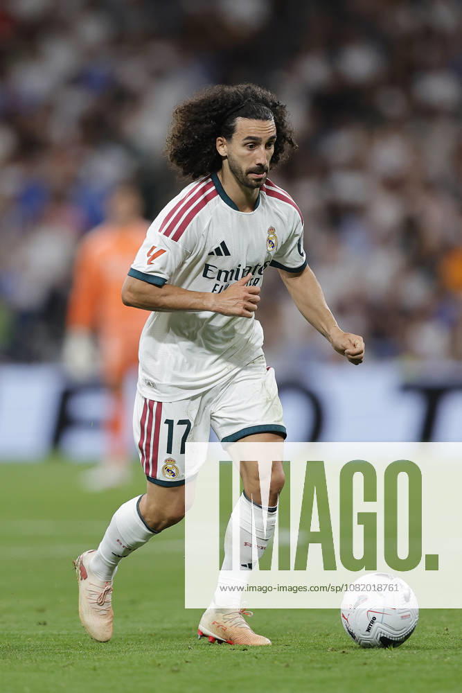 Marc Cucurella (Real Madrid CF) controls the ball during the LaLiga EA Sports match between Real Madrid CF and Real Sociedad de Futbol at Estadio Santiago Bernabà u on August 26, 2026 in Madrid, Spain. (Photo by Manu Reino DeFodi Images) -