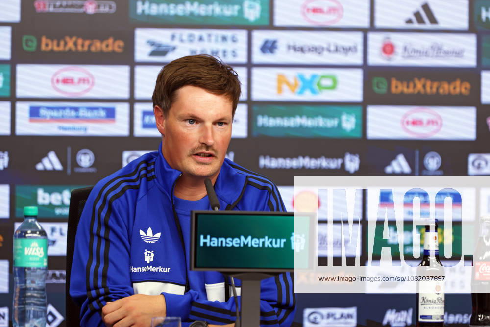 Bundesliga 1. Spieltag Borussia Dortmund - Hamburger SV 27.08.2026 Pressekonferenz vor dem Spiel Trainer Merlin Polzin (Hamburger SV)
