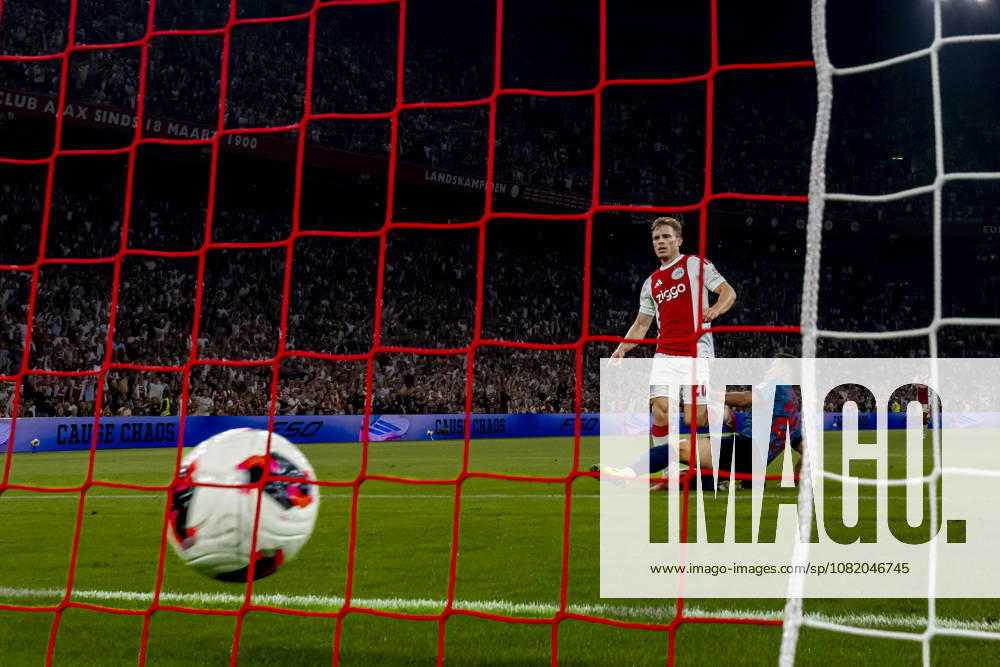 AMSTERDAM AFC Ajax Amsterdam forward Oliver Edvardsen scores the fifth goal in a 5 2 victory during the UEFA Conference League match at the Johan Cruijff ArenA on 27 August 2026 in Amsterdam, the Netherlands. (Photo by DeFodi Images) -
