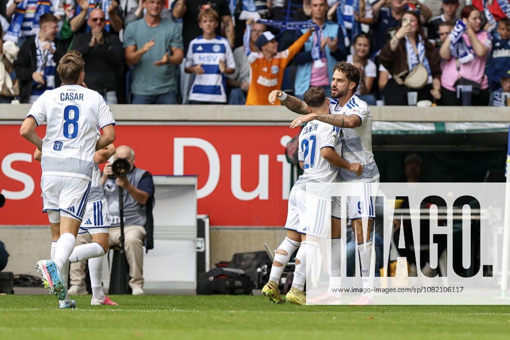 GER, Fussball, Herren, 3. Liga, Saison 2026 2027, MSV Duisburg - FC Würzburger Kickers Lex-Tyger Lobinger (Duisburg) Torjubel, jubelt nach seinem Treffer zum 1:0 Duisburg schauinsland-reisen-Arena Nordrhein-Westfalen Deutschland