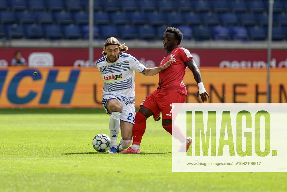 GER, Fussball, Herren, 3. Liga, Saison 2026 2027, MSV Duisburg - FC Würzburger Kickers Can Coskun (Duisburg) und Pedro Muteba (Würzburg) im Kampf um den Ball Duisburg schauinsland-reisen-Arena Nordrhein-Westfalen Deutschland
