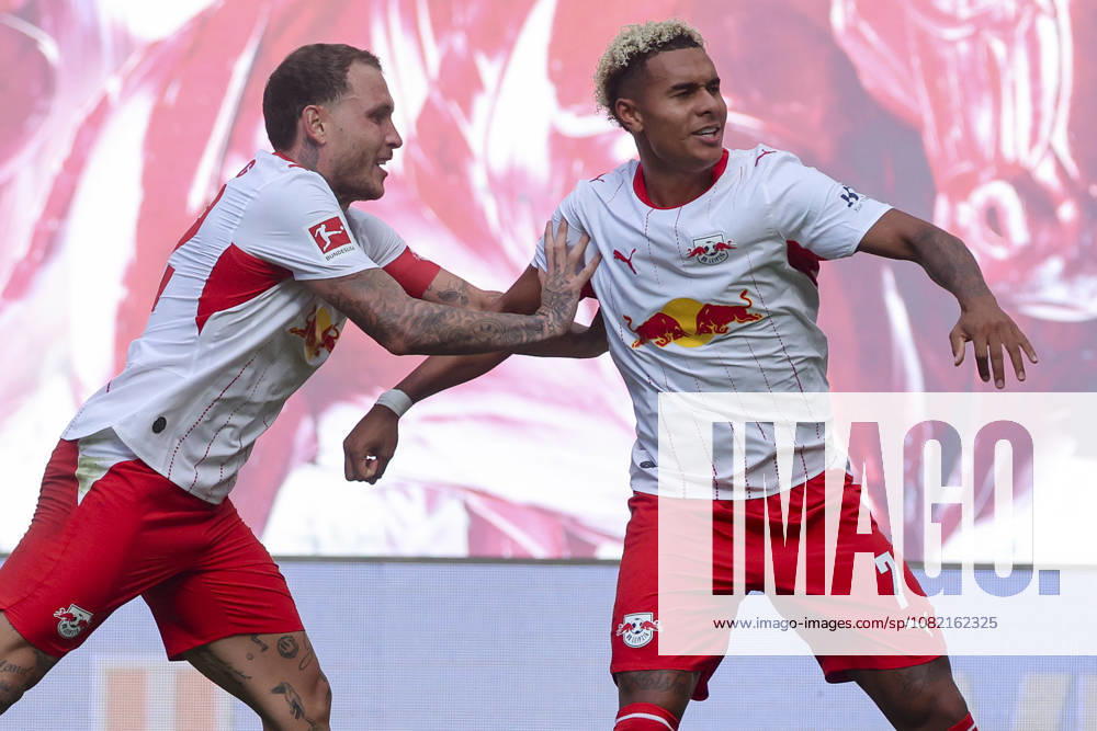 Antonio Nusa (RB Leipzig) bejubelt seinen Treffer zum 2:0 mit David Raum (RB Leipzig) waehrend des Spiels der 1. Bundesliga zwischen RB Leipzig und Borussia Moenchengladbach, Red Bull Arena am 29. August 2026 in Leipzig, Deutschland. (Foto von Marco Steinbrenner DeFodi Images) +++ Antonio Nusa (RB Leipzig) celebrates after scoring his teams second goal with David Raum (RB Leipzig) during the Bundesliga match between RB Leipzig and Borussia Moenchengladbach at Red Bull Arena on August 29, 2026 in Leipzig, Germany. (Photo by Marco Steinbrenner DeFodi Images) DFB DFL REGULATIONS PROHIBIT ANY USE OF PHOTOGRAPHS AS IMAGE SEQUENCES AND OR QUASI-VIDEO. (Photo by Marco Steinbrenner DeFodi Images) -