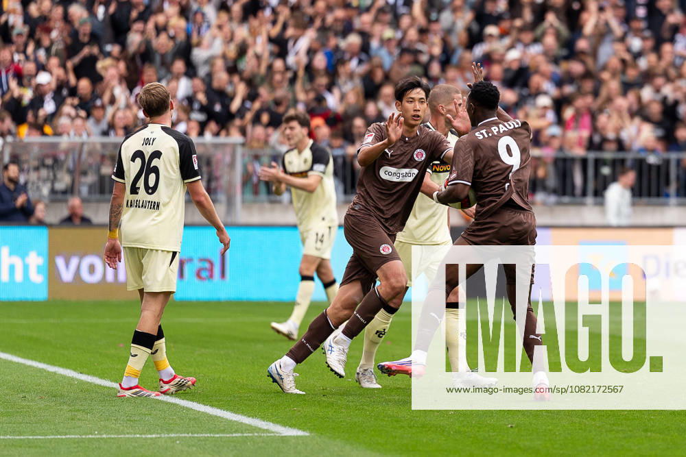 Tor zum 1:2 Abdoulie Ceesay (FC St. Pauli, 09) jubelt Jubel mit Taichi Hara (FC St. Pauli, 18), GER, FC St. Pauli vs. 1. FC Kaiserslautern, Fussball, 2. Bundesliga, Spieltag 3, Saison 2026 2027, 30.08.2026 DFL REGULATIONS PROHIBIT ANY USE OF PHOTOGRAPHS AS IMAGE SEQUENCES AND OR QUASI-VIDEO GER, FC St. Pauli vs. 1. FC Kaiserslautern, Fussball, 2. Bundesliga, Spieltag 3, Saison 2026 2027, 30.08.2026 Hamburg
