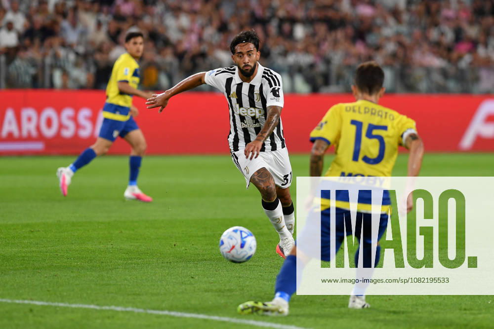 IPA87943069 - Nico Gonzalez of Juventus FC during the 2026 27 Serie A match between Juventus FC and Parma Calcio at Allianz Stadium on August 29, 2026, in Turin, Italy — Photo by Giuliano Marchisciano