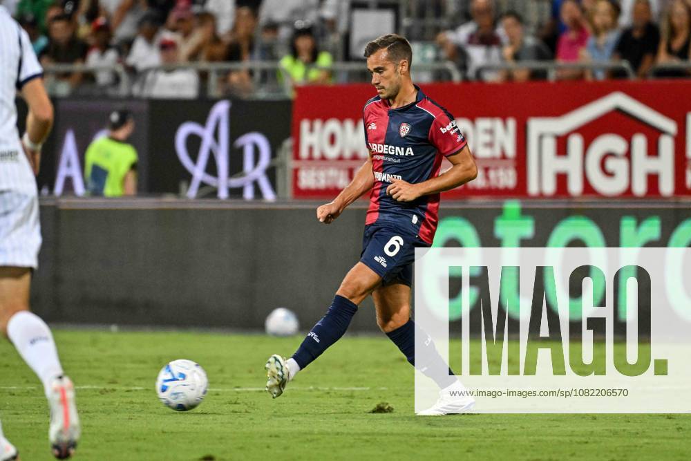 IPA87947056 - Harry Winks of Cagliari Calcio during the Cagliari Calcio vs. Inter - FC Internazionale Italian Serie A soccer match in Cagliari, Italy, on August 30, 2026