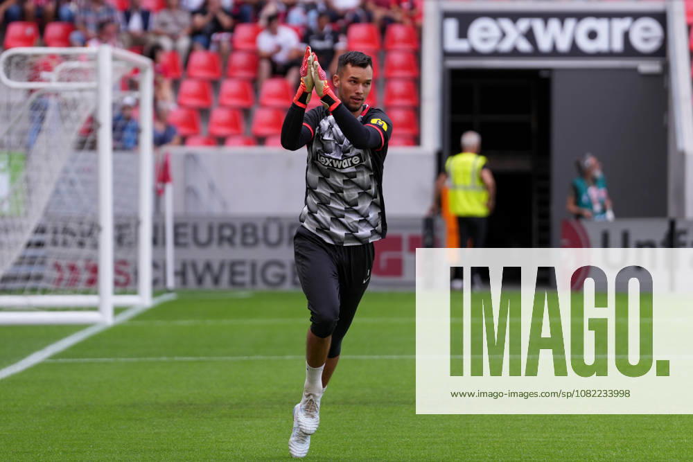 Mio Backhaus (SC Freiburg, 01) , Deutschland, Fussball, 1. Bundesliga, 1.Spieltag, 2026 2027, SC Freiburg vs. SV Werder Bremen, 30.08.2026, Europa-Park Stadion, Freiburg Freiburg Europa-Park Stadion Baden-Württemberg Deutschland