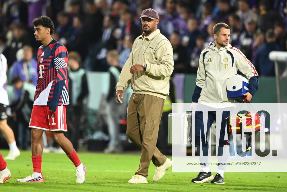 Schlussjubel, Jubel, jubeln, Freude, cheers, Trainer Vincent KOMPANY (M) Fussball DFB Pokal, 1. Hauptrunde, VfL Osnabrueck - FC Bayern Muenchen 1-4- am 02.09.2026 im Stadion an der Bremer Bruecke Osnabrueck Deutschland. DFL DFB regulations prohibit any use of photographs as image sequences and or quasi-video Â
